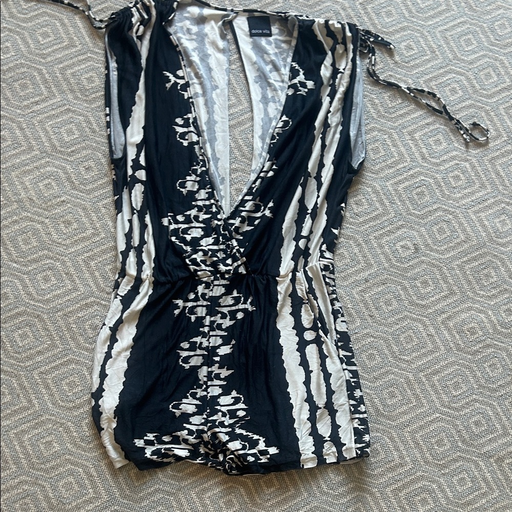 Dolce Vita Black and White Women Shorts